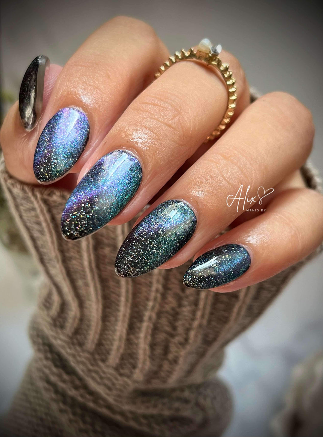 Wizard Nebula-Flashing Disco Cat Eye Gel Polish