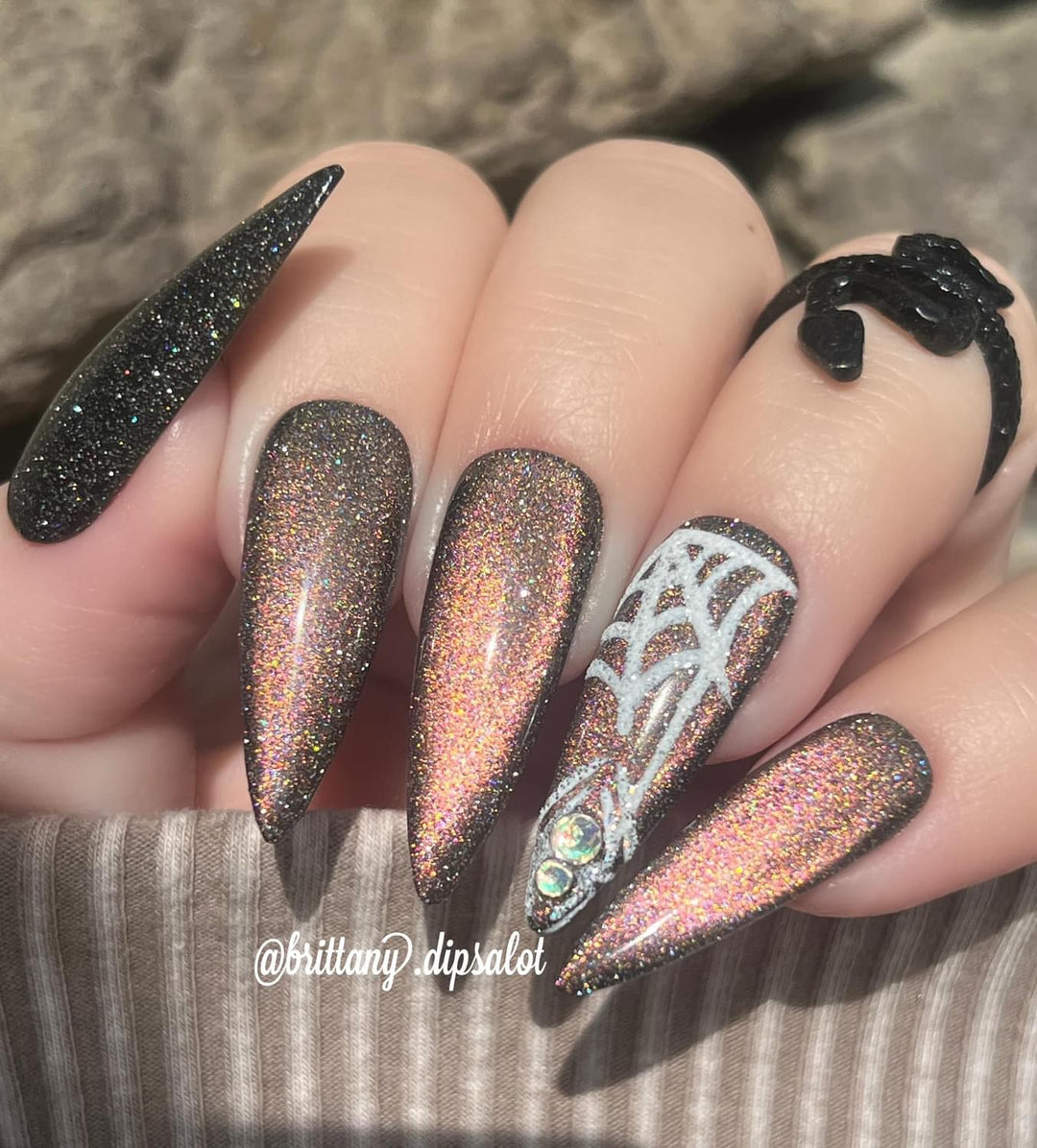 Witch Head Nebula-Flashing Disco Cat Eye Gel Polish