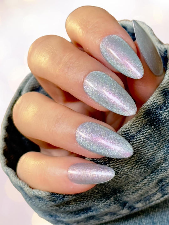 Light Blue Pearl- Pearlescent Cat Eye Gel - Sundara Nails